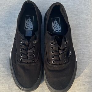 Vans Unisex Black Canvas Lace-Up Sneakers